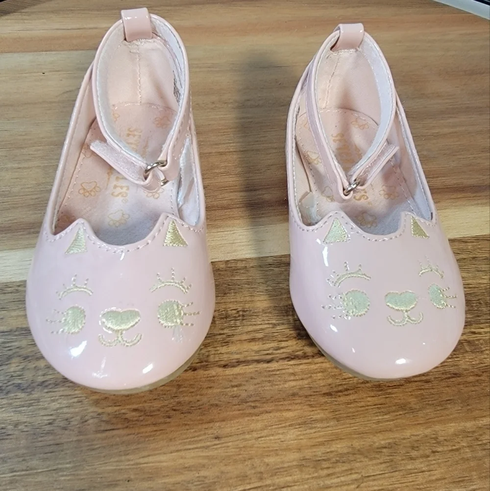 Seychelles Pink Vegan Patent Leather Kitty Cat Shoes Ankle Strap Size 5